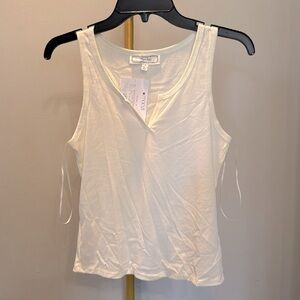 Hippie Rose Women's White cream knit Tank Top NWT M